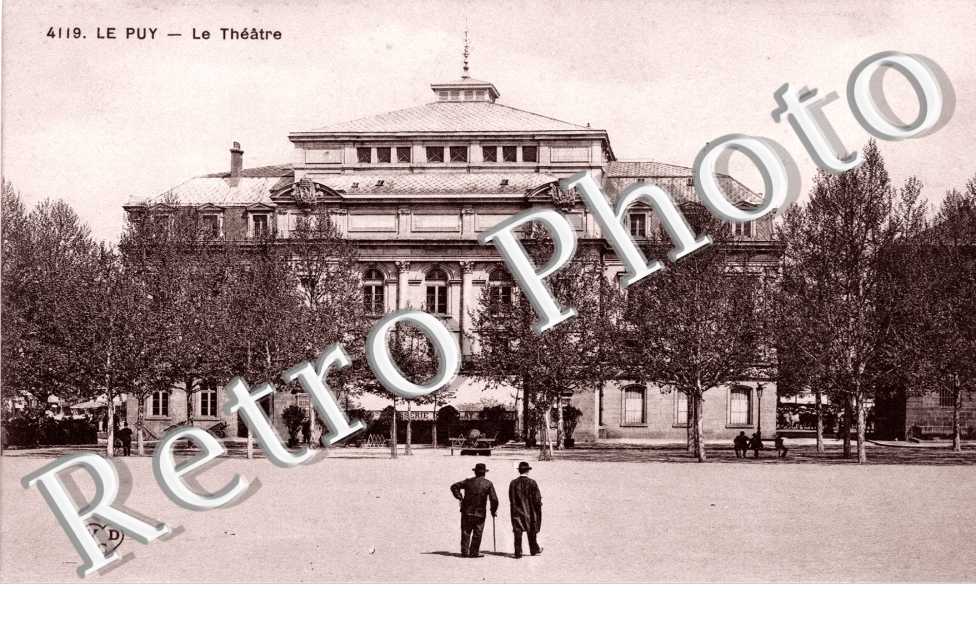 Le Theatre