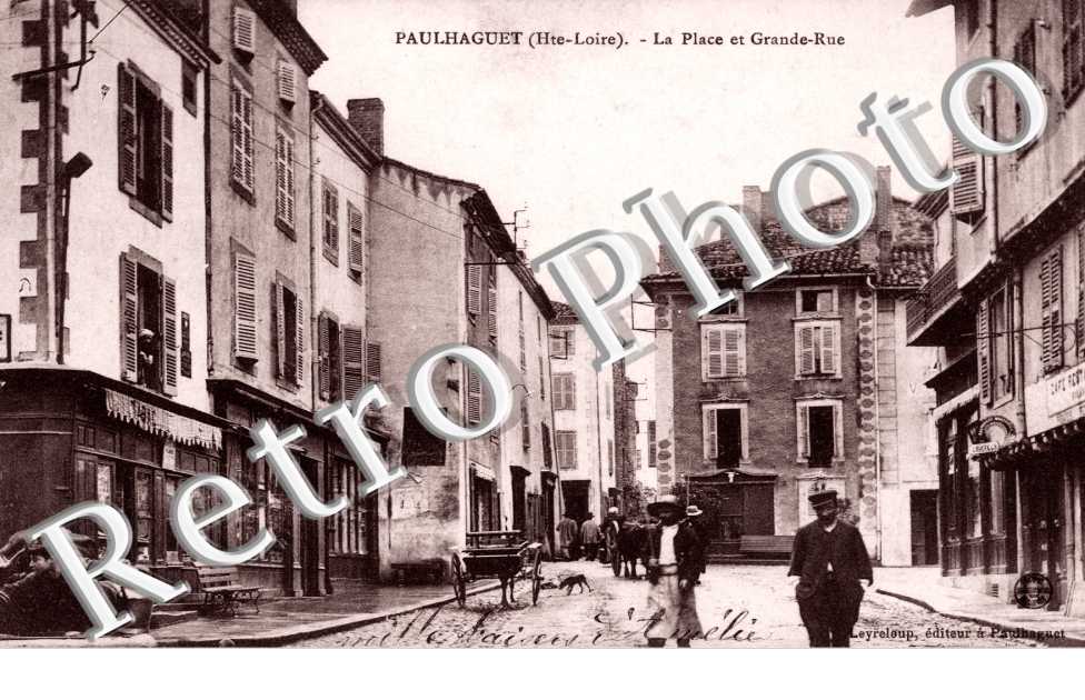 la place et Grande Rue