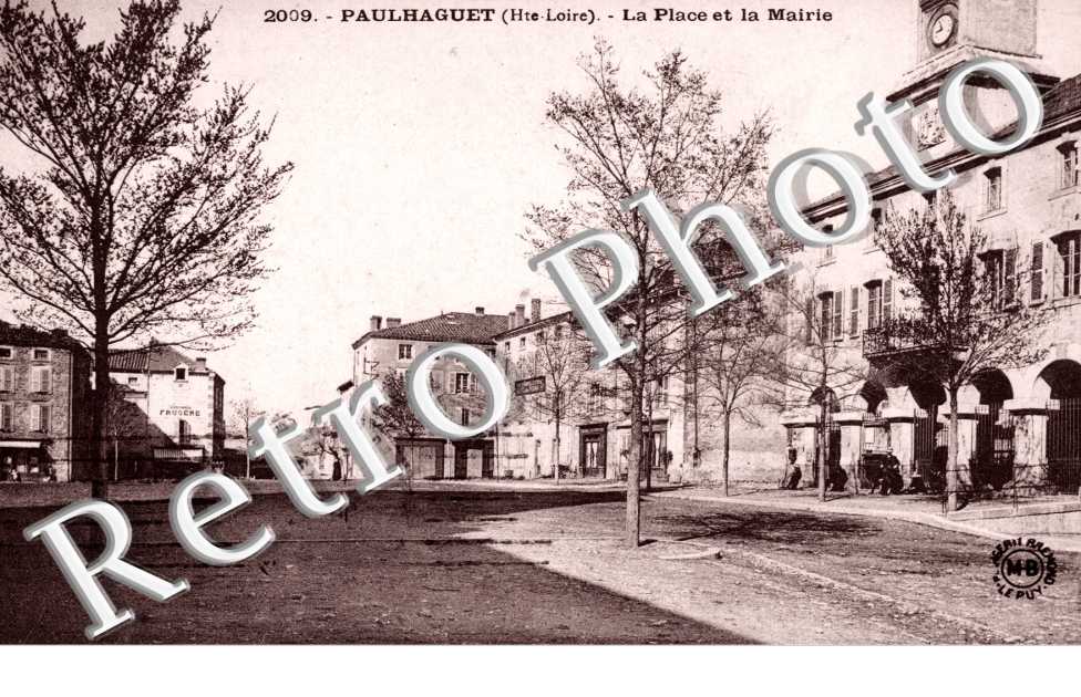 La Place et la Mairie