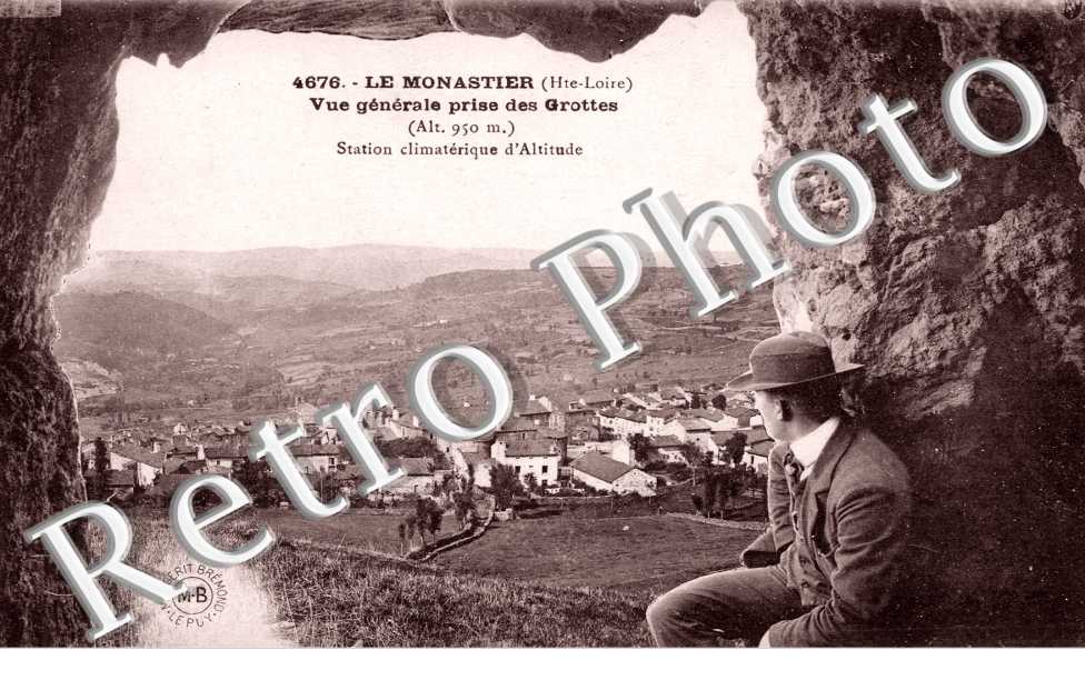 Vue Generale prise des Grottes