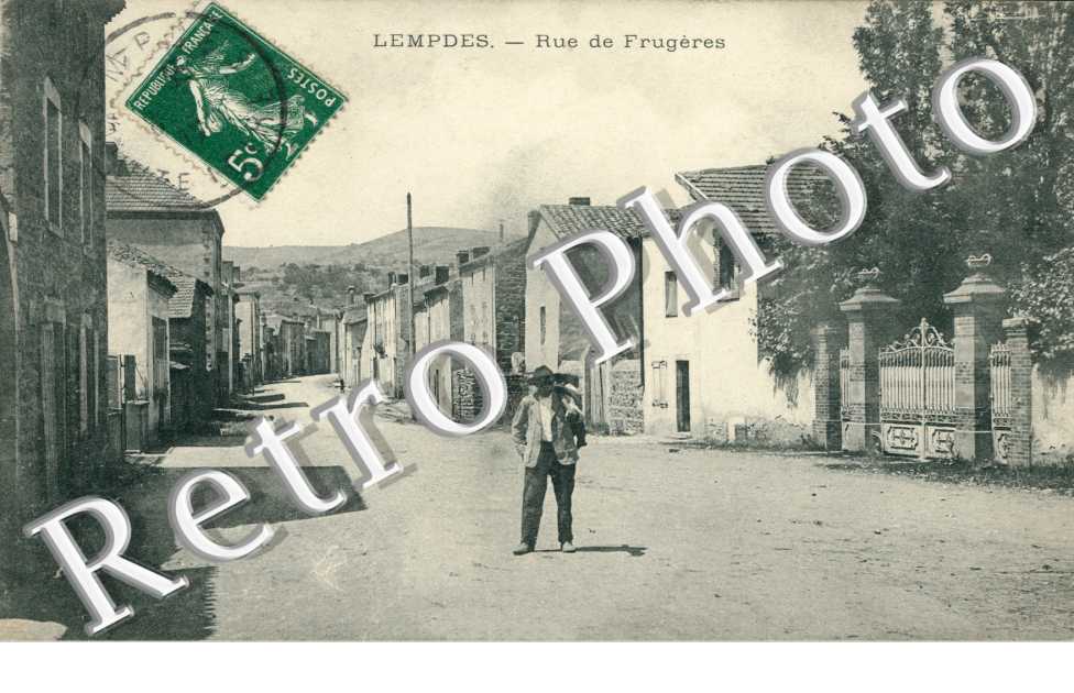 Rue de Frugeres