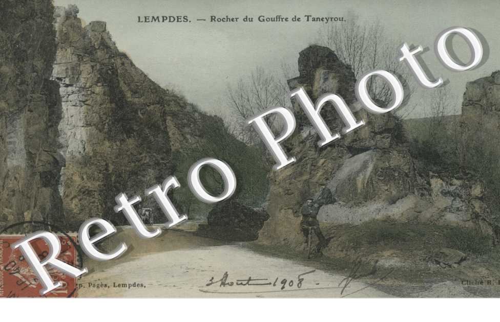 rocher du gouffre de taneyrou 