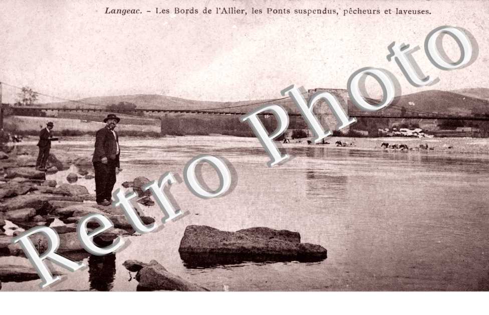 Les bords de l'Allier - Les ponts Suspendus - Pêcheurs et Laveuses