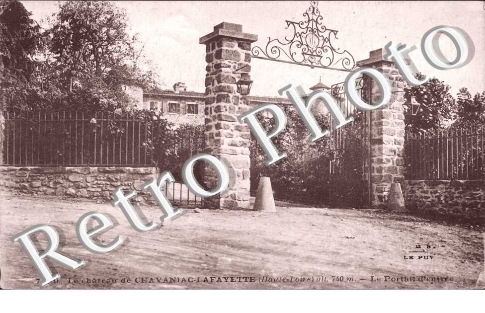 Chateau - Le Portail d'Entree