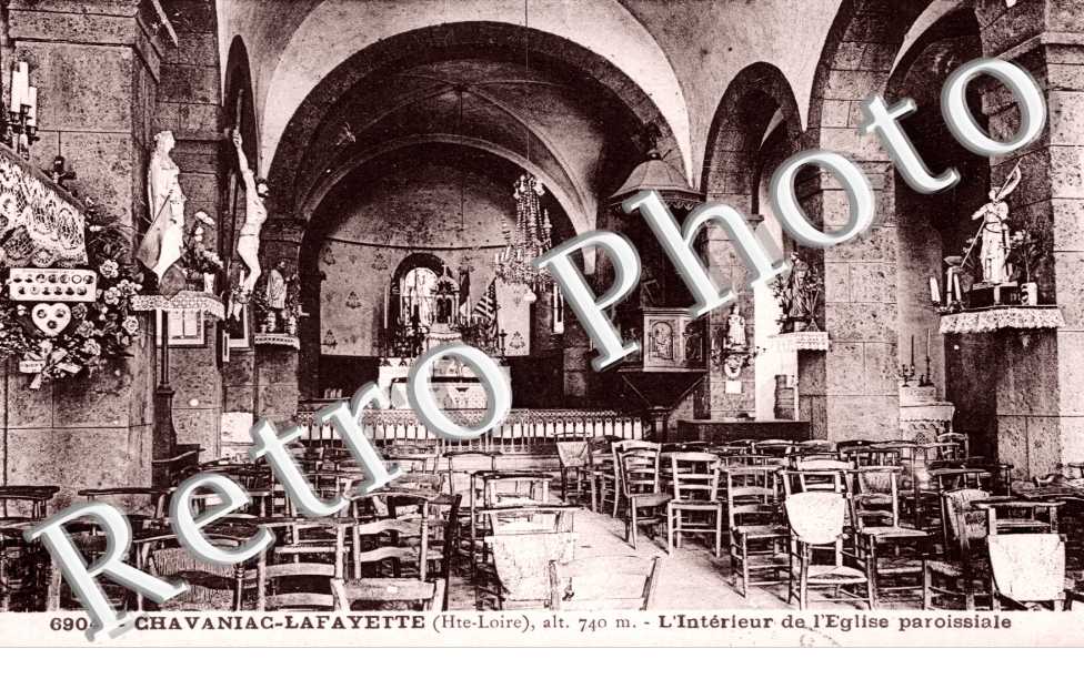 interieur de l'eglise paroissiale