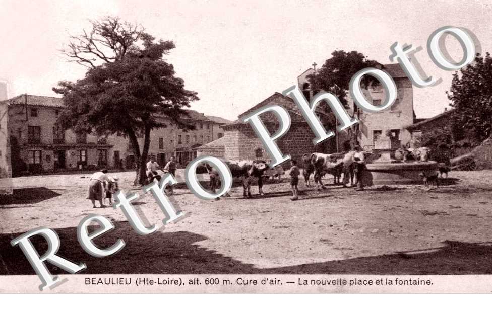 la nouvelle place et la fontaine