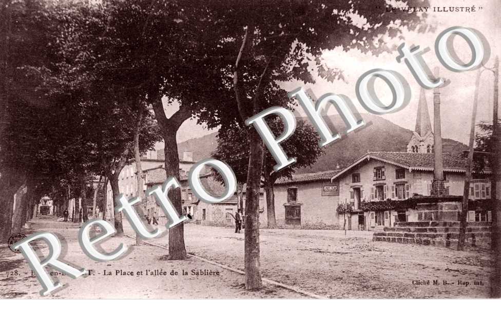 la place et l'allee de la sabliere