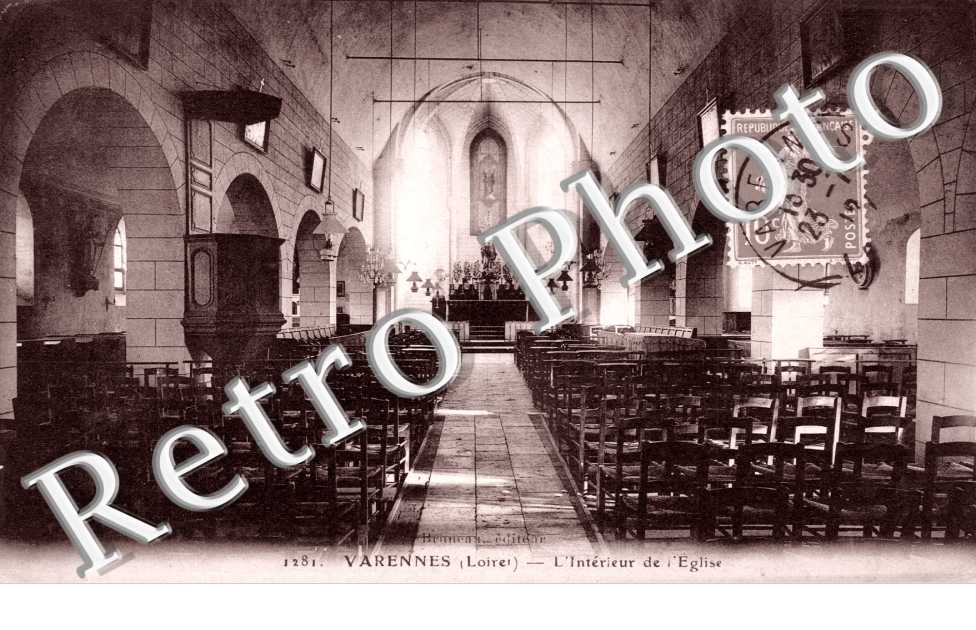Interieur de l'eglise