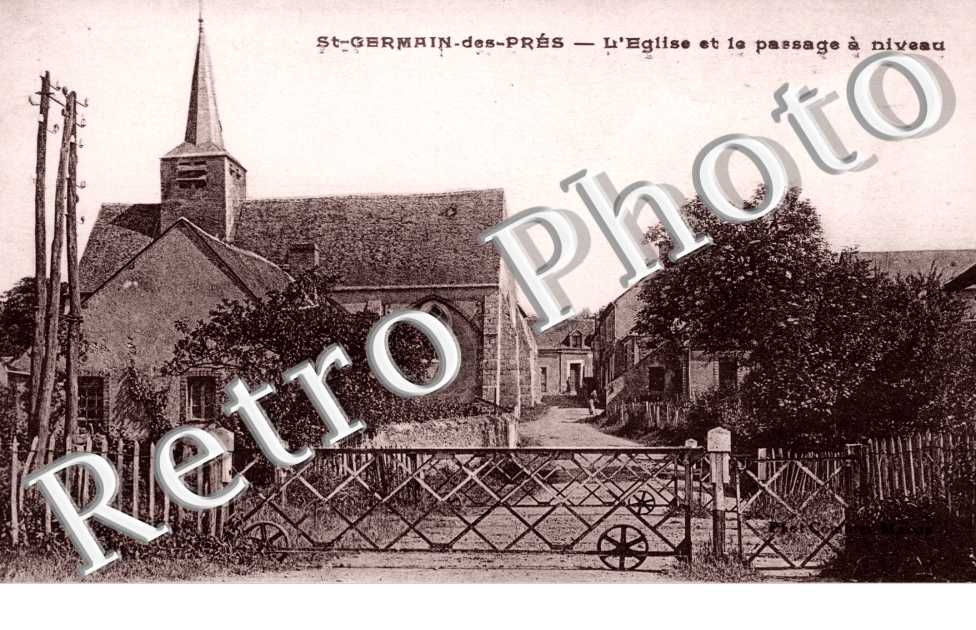 L'eglise et le passage a niveau