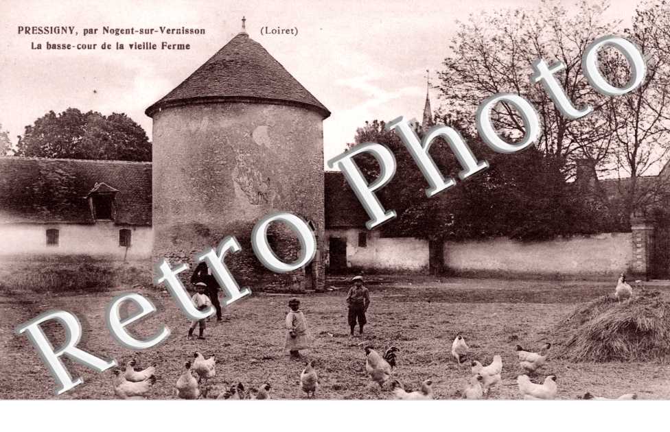 la basse cour de la vielle ferme