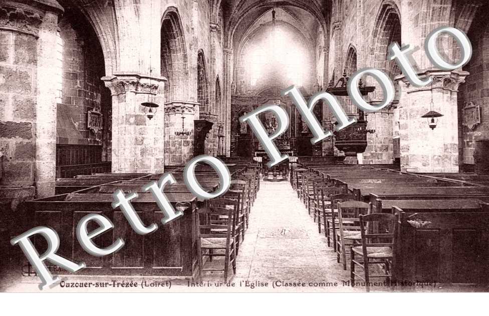 Interieur de l'eglise