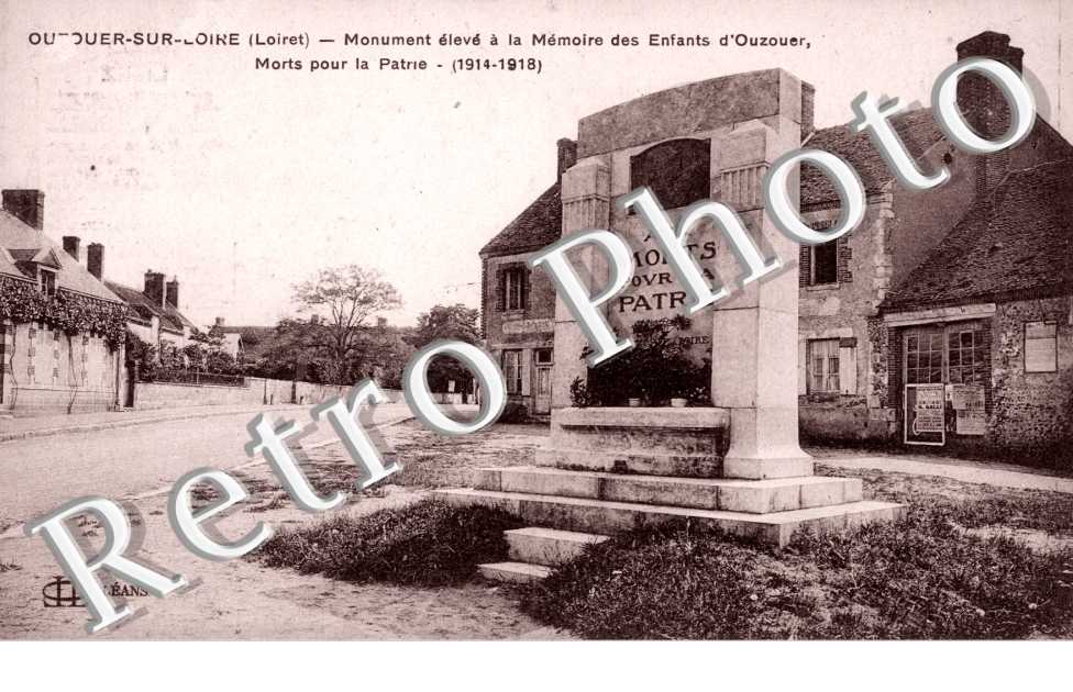 monument eleve a la memoire des enfants d'Ouzouer, morts pour la patrie