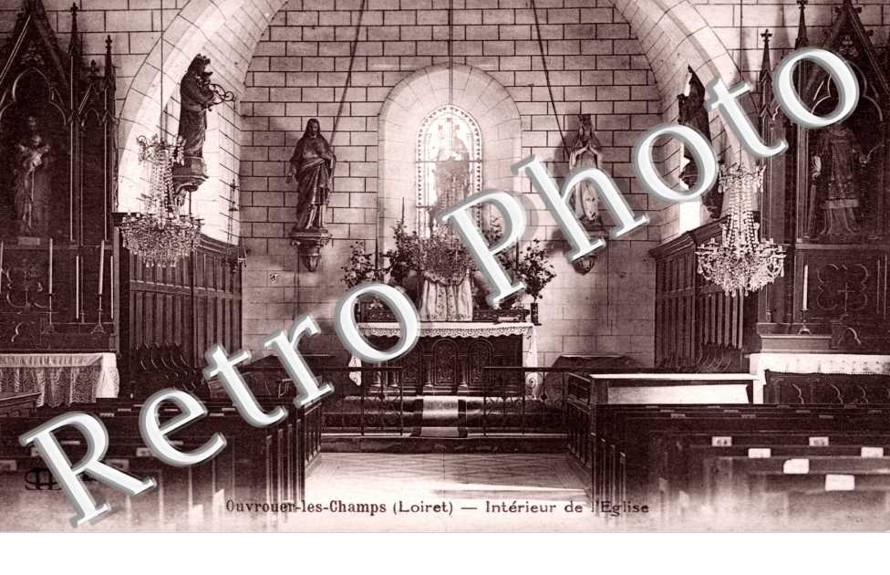 Interieur de l'eglise