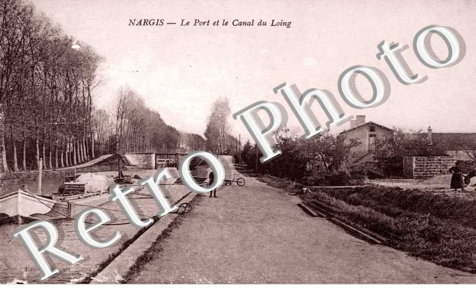 le port et le canal du loing