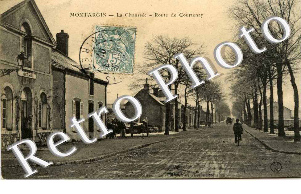 La Chaussee Route de Courtenay