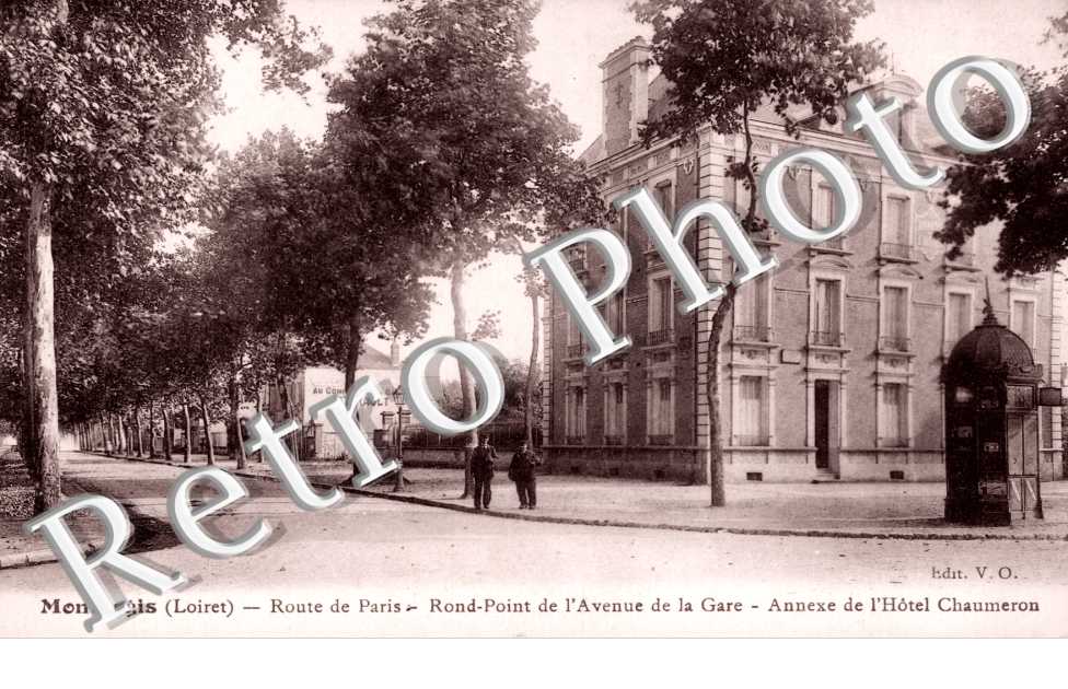 Route de Paris, Rond Point de l'Avenue de la Gare