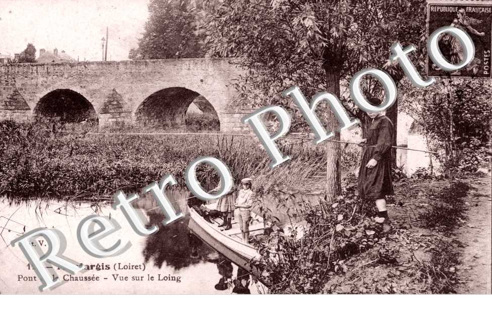Pont de la chaussee Vue sur le Loing