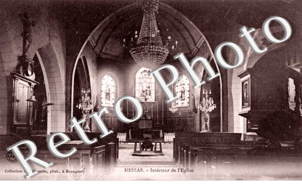 interieur de l'eglise