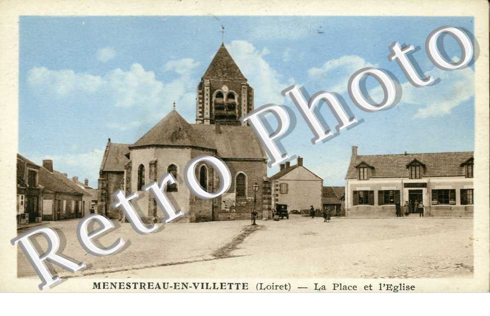 la place et l'eglise