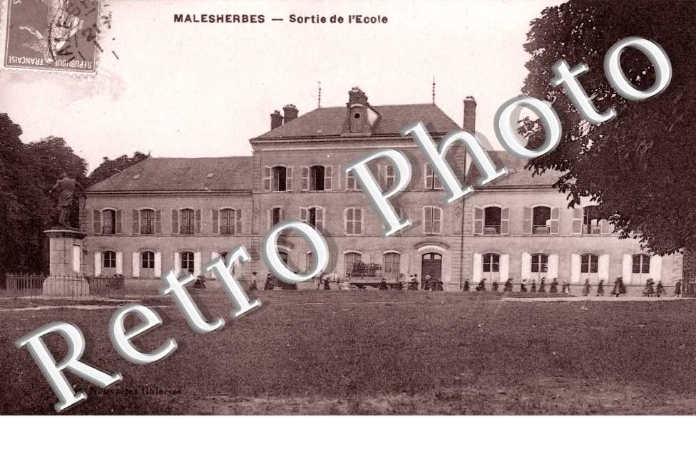 Sortie de l'Ecole