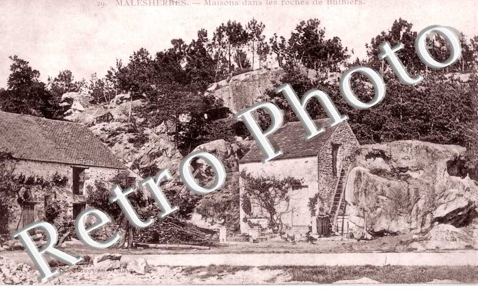 maison dans les rochers de Buthiers