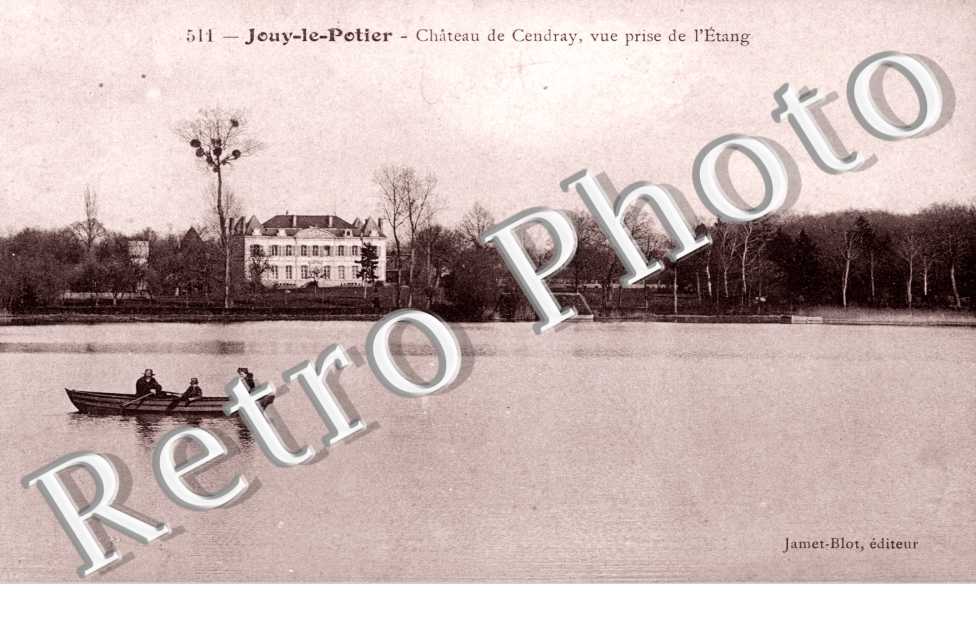 chateau de Cendray, vue prise de l'etang
