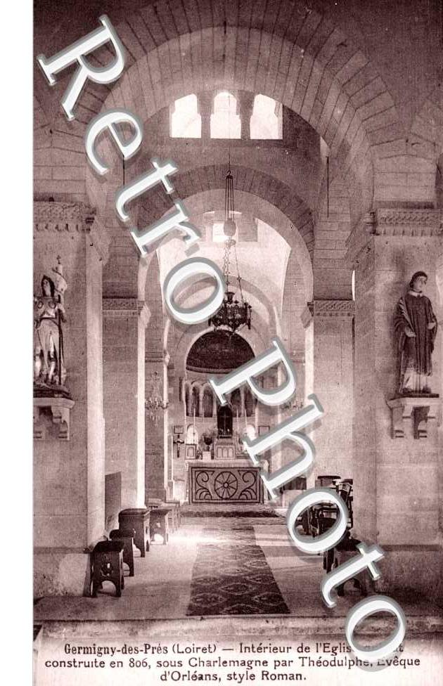 interieur de l'eglise Notre Dame de Pitie