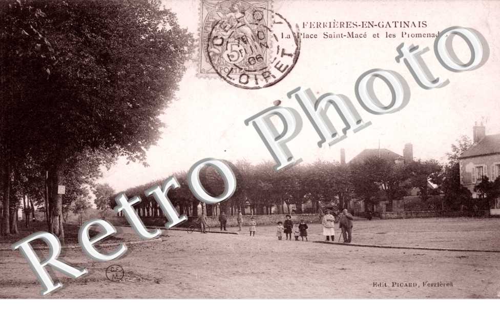 la Place Saint-Mace et les Promenades