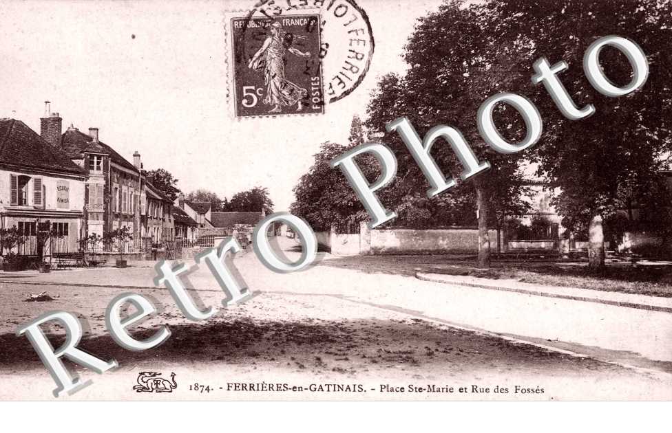 Place Sainte Marie et Rue des Fosses