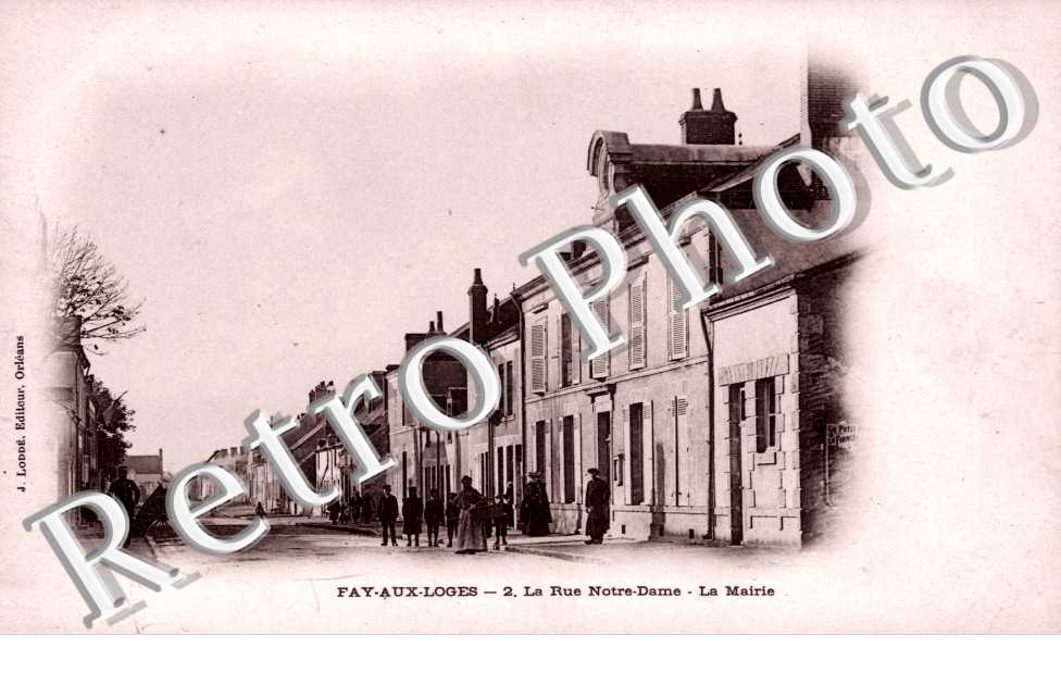 Rue Notre Dame, la Mairie