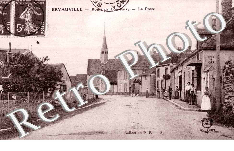 route de Courtenay, la poste