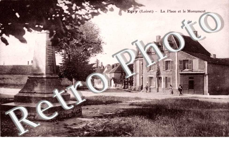la place et le monument