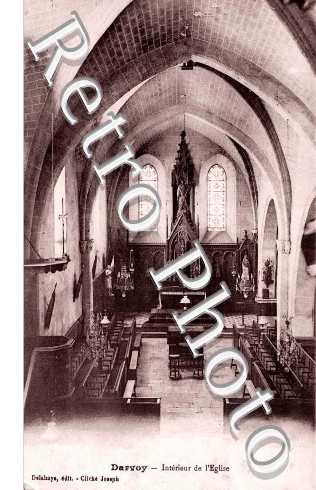 interieur de l'eglise