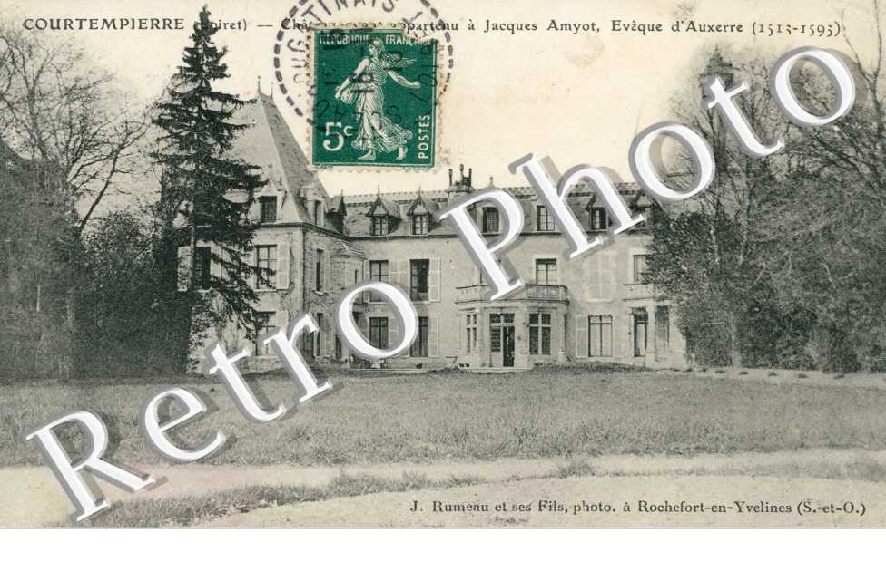 Chateau ayant appartenu a Jacques Amyot, Eveque d'Auxerre
