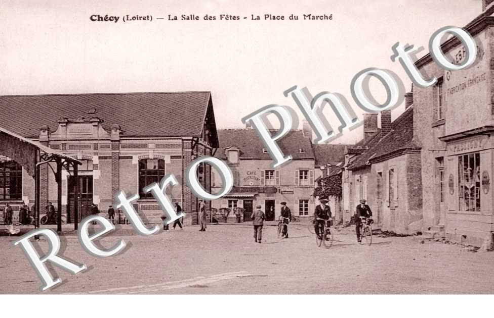 la salle des fetes - la place du marche