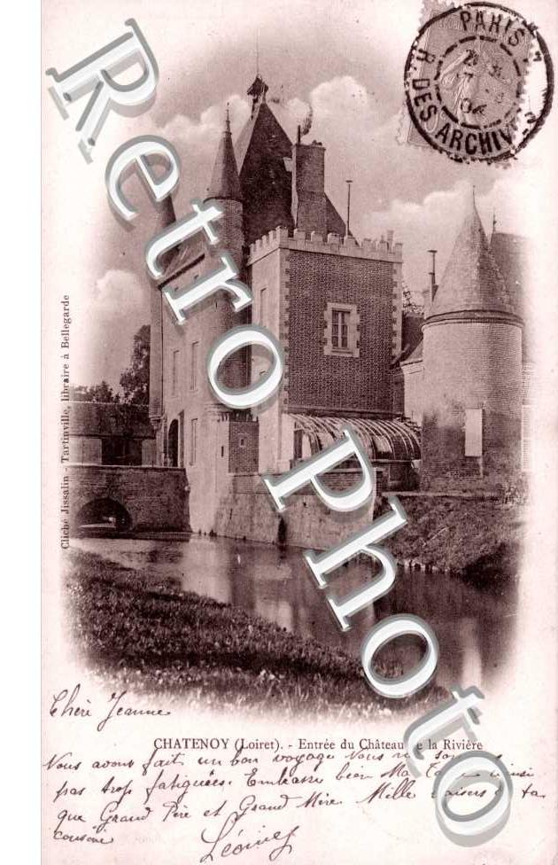 entree du chateau de la Riviere
