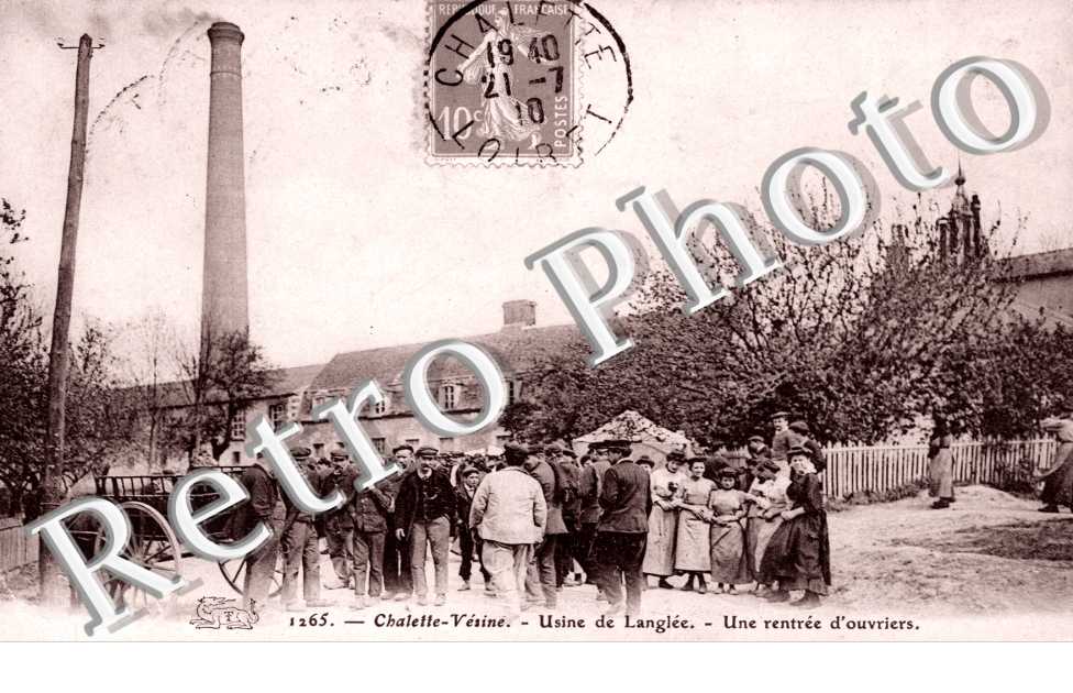 usine de Langlee, une rentree d'ouvriers