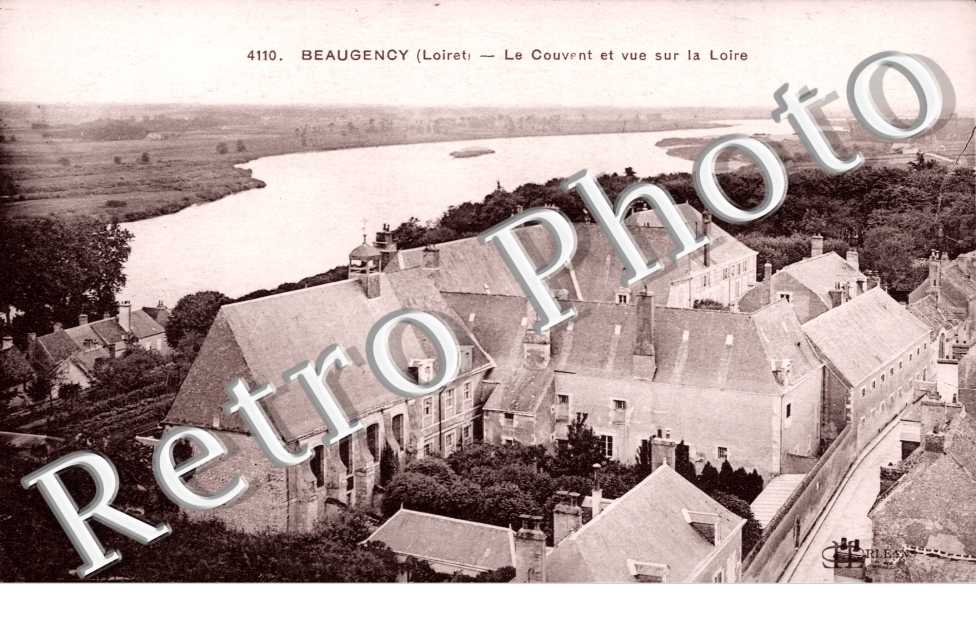 Le Couvent et Vue sur la Loire