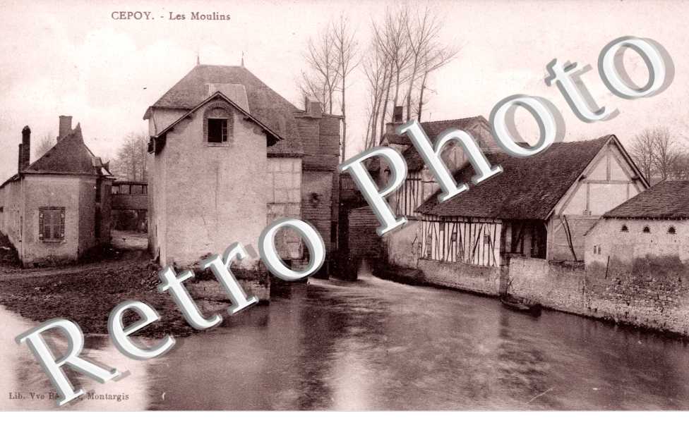 Les Moulins