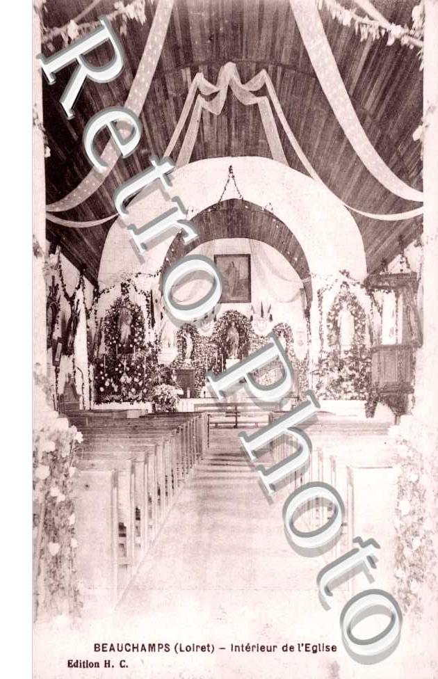 interieur de l'eglise