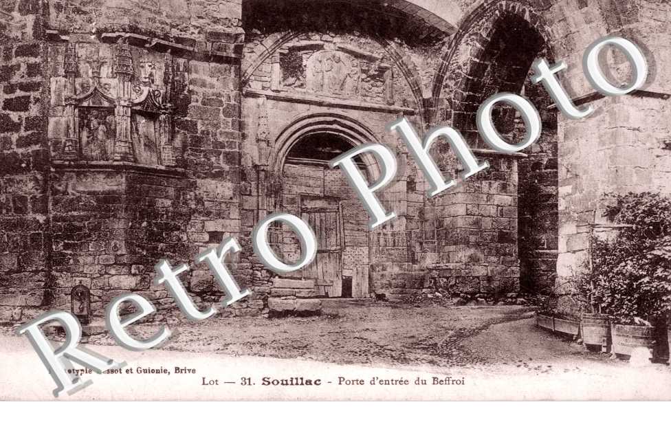 Porte d'entree du Beffroi