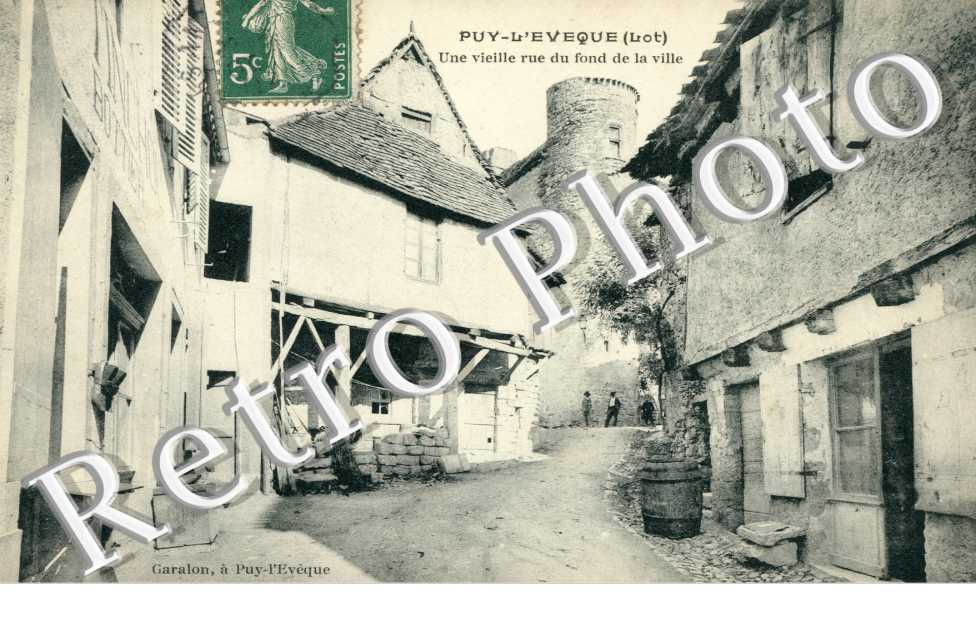 Une Vieille rue au fond de la Ville
