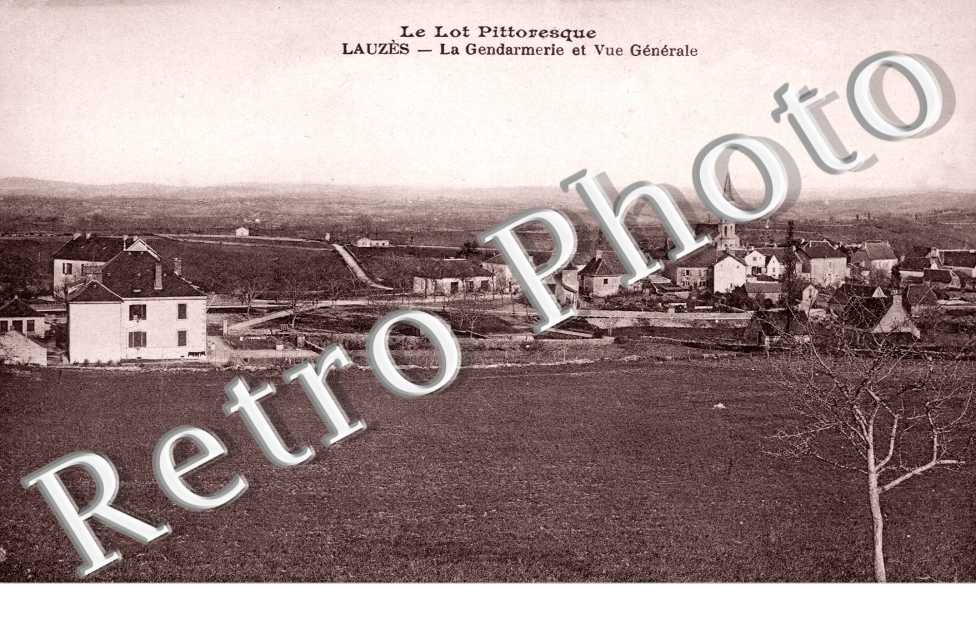 Gendarmerie et vue generale