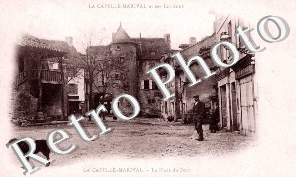 Lacapelle-Marival, la place du Fort