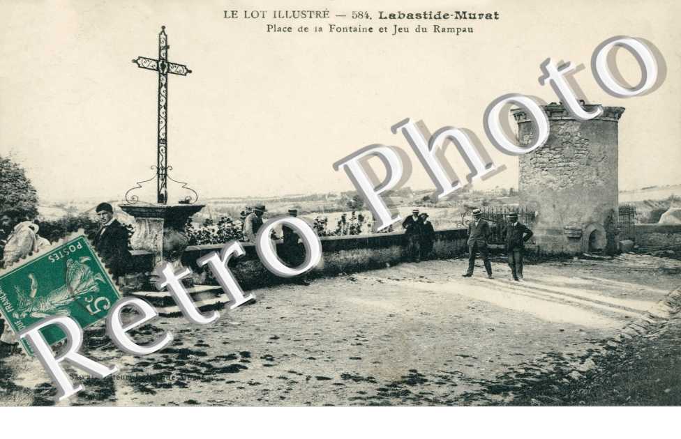 Place de la Fontaine et Jeu du Rampau
