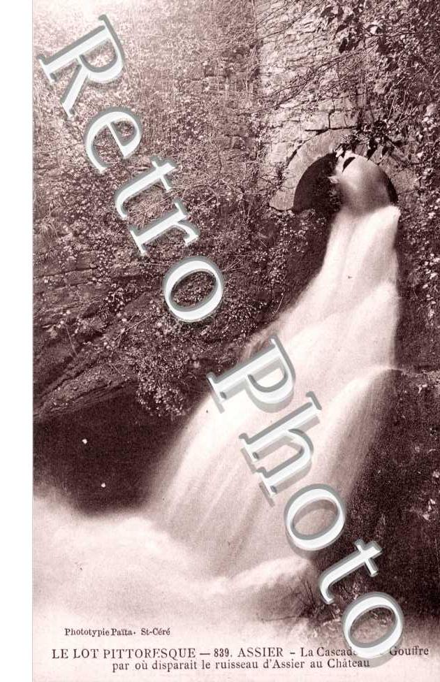 la cascade et le gouffre par ou disparait le ruisseau d' Assier du chateau