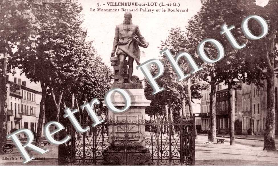 Monument Bernard Palissy et le boulevard