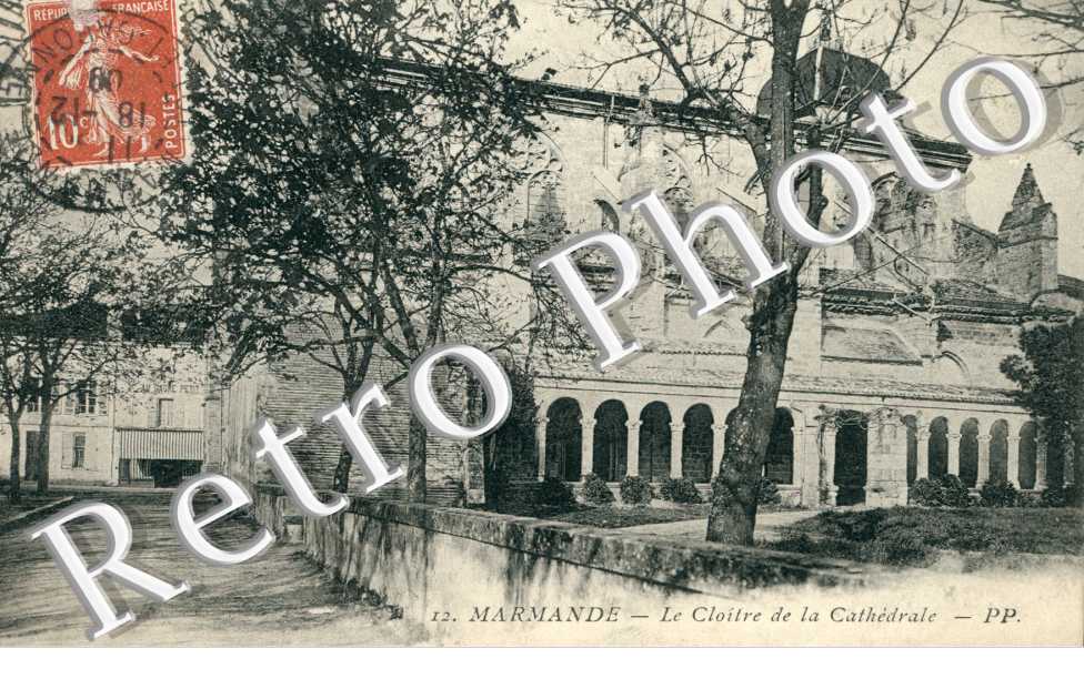 le Cloitre de la Cathedrale