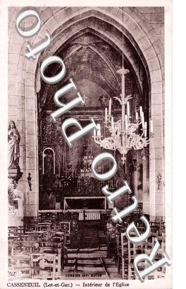 Interieur de l'eglise