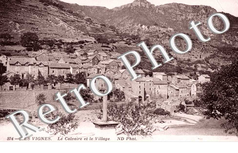 le calvaire et le village